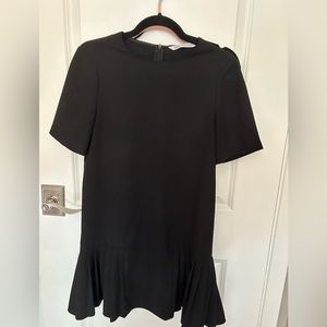 Zara dress with pleats on the side size XS